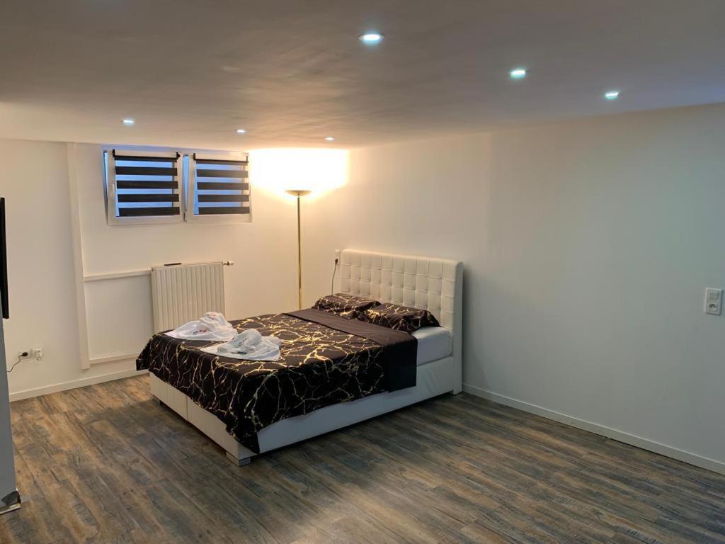 Studio 45M2 Tres Calme Village-Neuf المظهر الخارجي الصورة